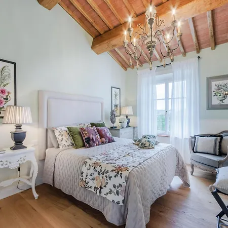 Luxury In The Hills Of Lucca 빌라 몬테카를로