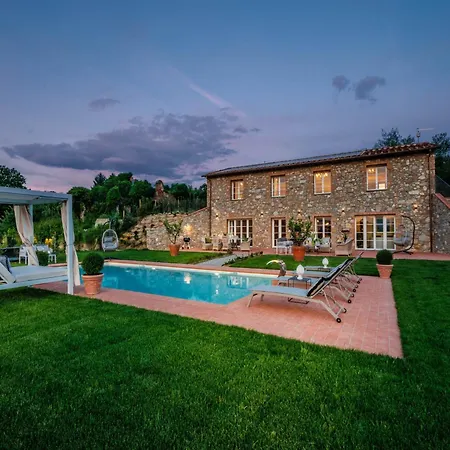 Luxury In The Hills Of Lucca 빌라 몬테카를로
