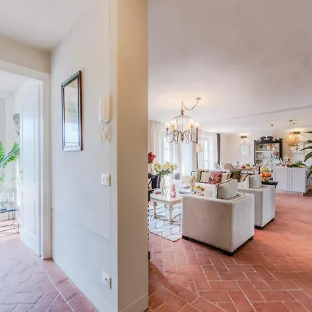 Luxury In The Hills Of Lucca 빌라 *