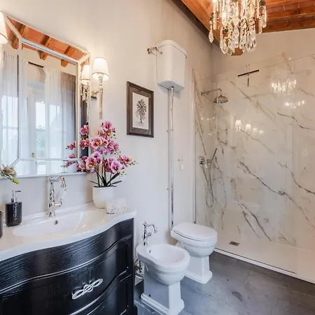 빌라 Luxury In The Hills Of Lucca *