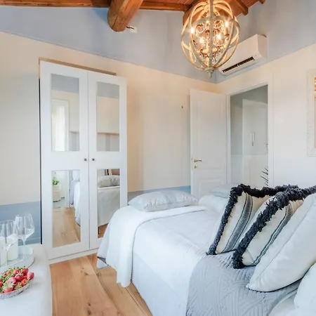 Luxury In The Hills Of Lucca 몬테카를로
