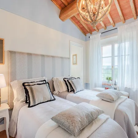 Luxury In The Hills Of Lucca 몬테카를로