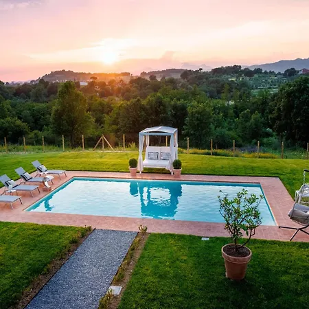 Luxury In The Hills Of Lucca * 몬테카를로